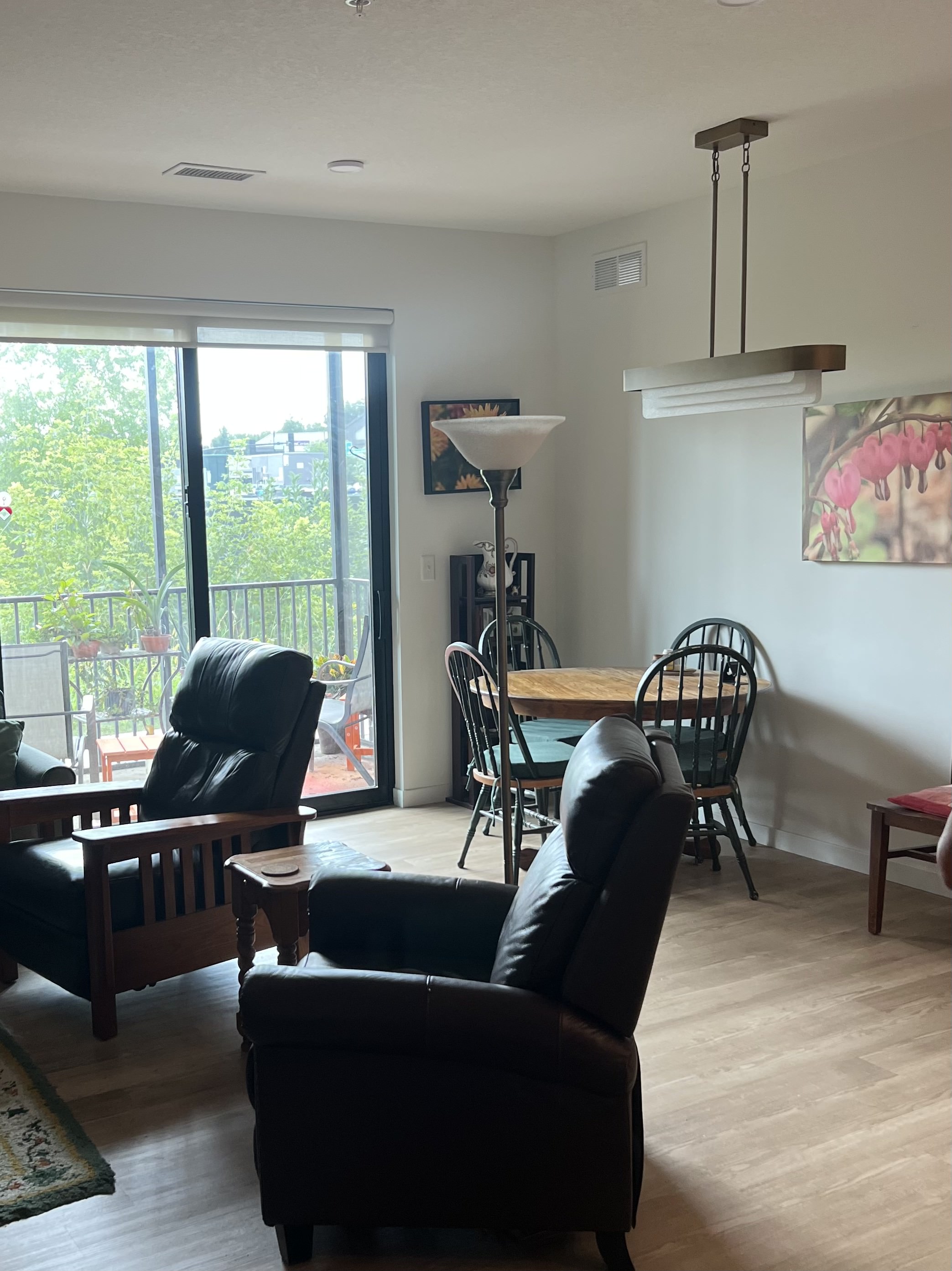 Before painting - white walls interior St. Louis Park Minneapolis